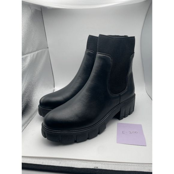 CUSHIONAIRE Women's STRETCH slip on Chelsea boot, Black 11 - Picture 4 of 6